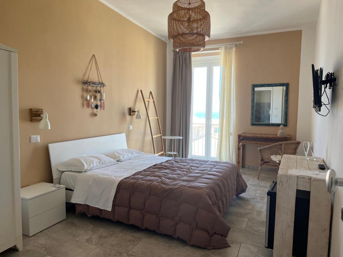Bed and Breakfast Brezza Marina Тропеа Екстер'єр фото